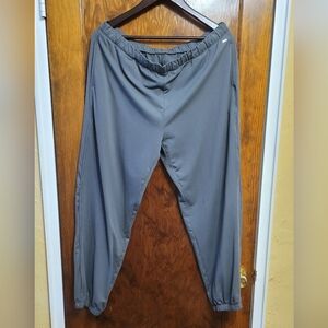 Vuori Men's Charcoal Gray Jogger Sweatpants